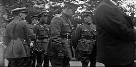 Collins at the funeral of Arthur Griffith, who died on 12 August 1922.<br />
National Library of Ireland Flickr account